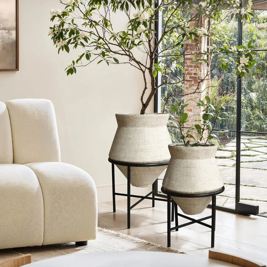 LuxenHome Indoor Planter Set Of 2 With Metal Stands