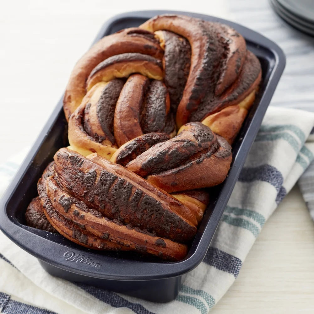 Diamond-Infused Non-Stick Baking Set 7-Piece Dishwasher Safe Bakeware Large Medium Muffin Loaf Round Pans Kitchen Gift