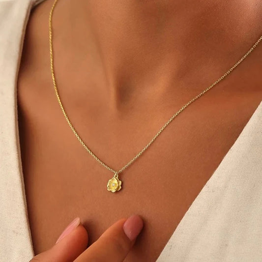Huitan Opulent Flower Pendant Necklace For Women CZ