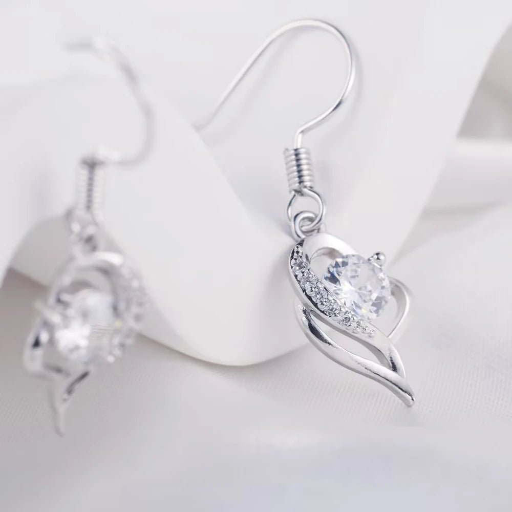 S925 silver moissanite 0.5 carat ocean heart-shaped earrings fashionable temperament classic high-end casual exquisite women USA
