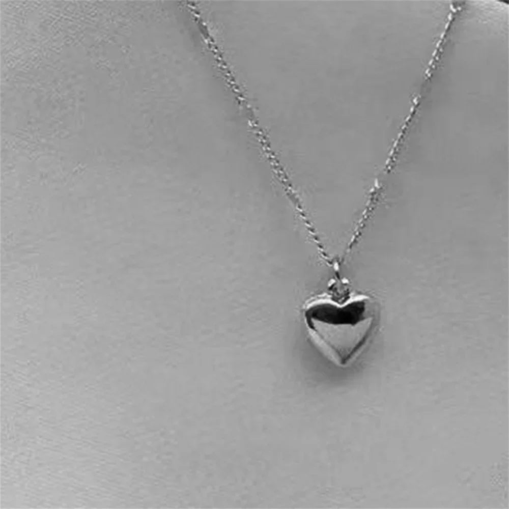 Zhejiang Simple Love Pendant Clavicle Chain Necklace