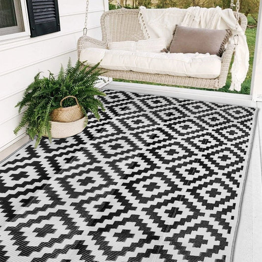 6 x 9 FT camping rug for RV mats outside, indoors, outdoor porches, decks, backyards, camping, balconies, picnics, black&white